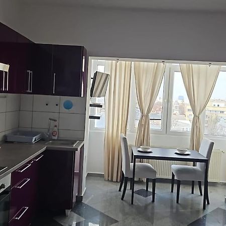 Nice Studio In The Heart Of City Bukurešť Exteriér fotografie